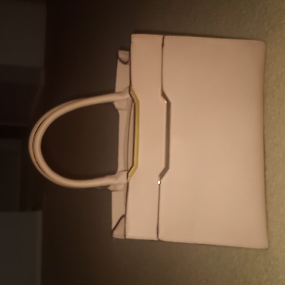 Hand bag